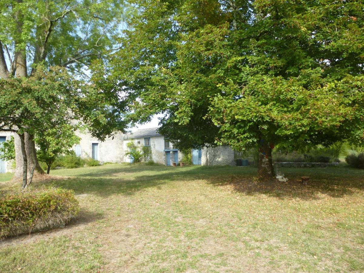La Montagne Sud Bed & Breakfast Allemans Exterior photo